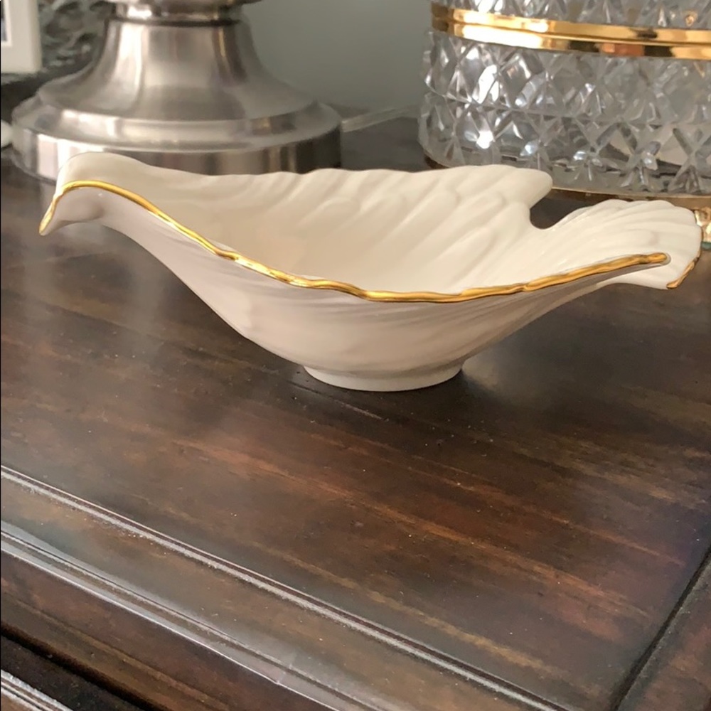 Lenox dove dish decor